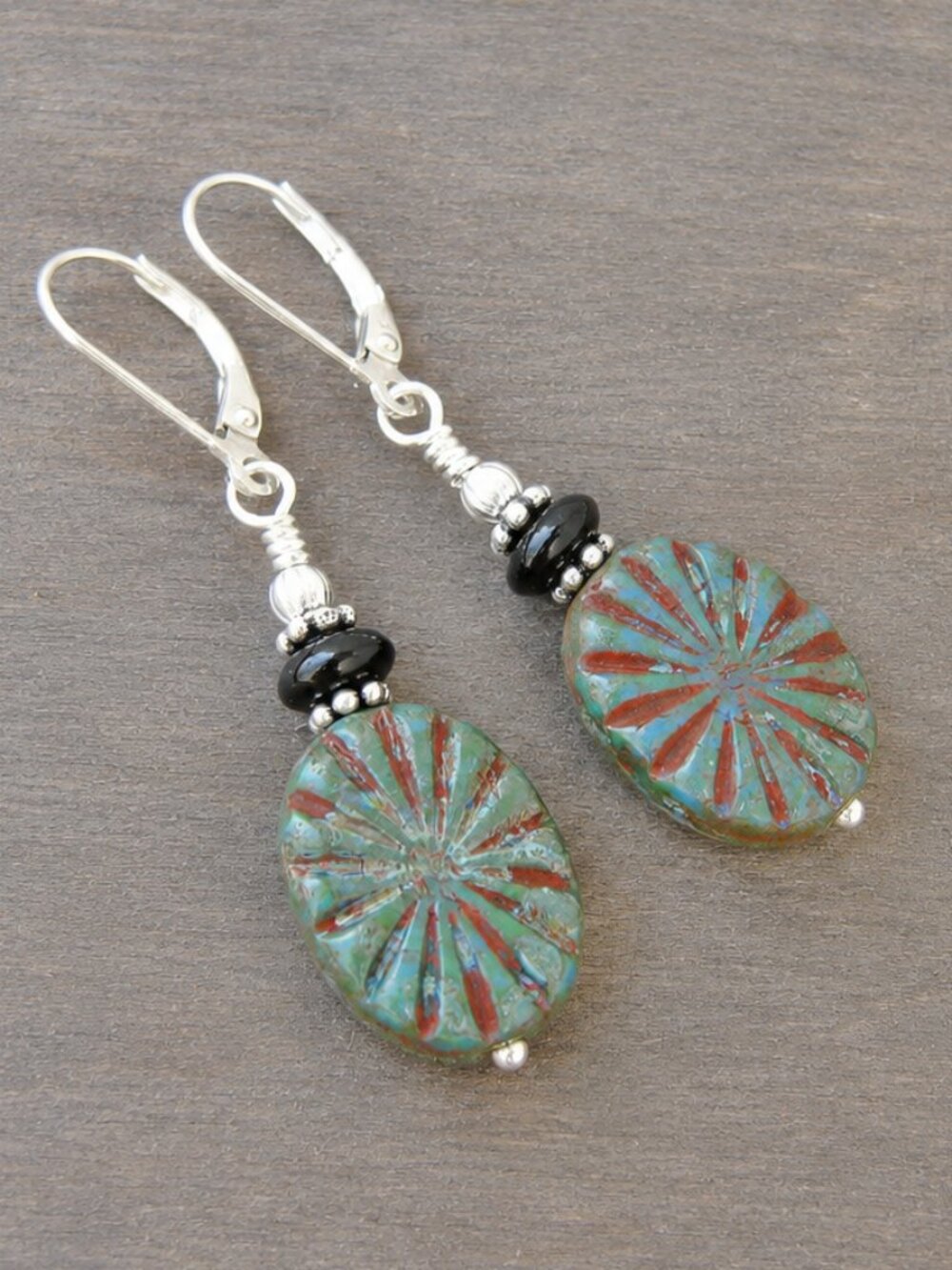 Western Earrings, Czech Glass Sun Concho With Onyx, Sterling Silver, Leverback - Picture 5 of 10